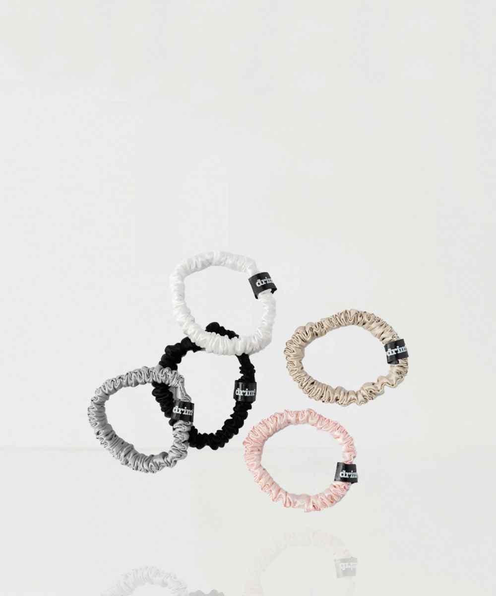 5 MINI SCRUNCHIES NEGRO-PALO ROSA-CARAMELO-BLANCO-GRIS PERLA